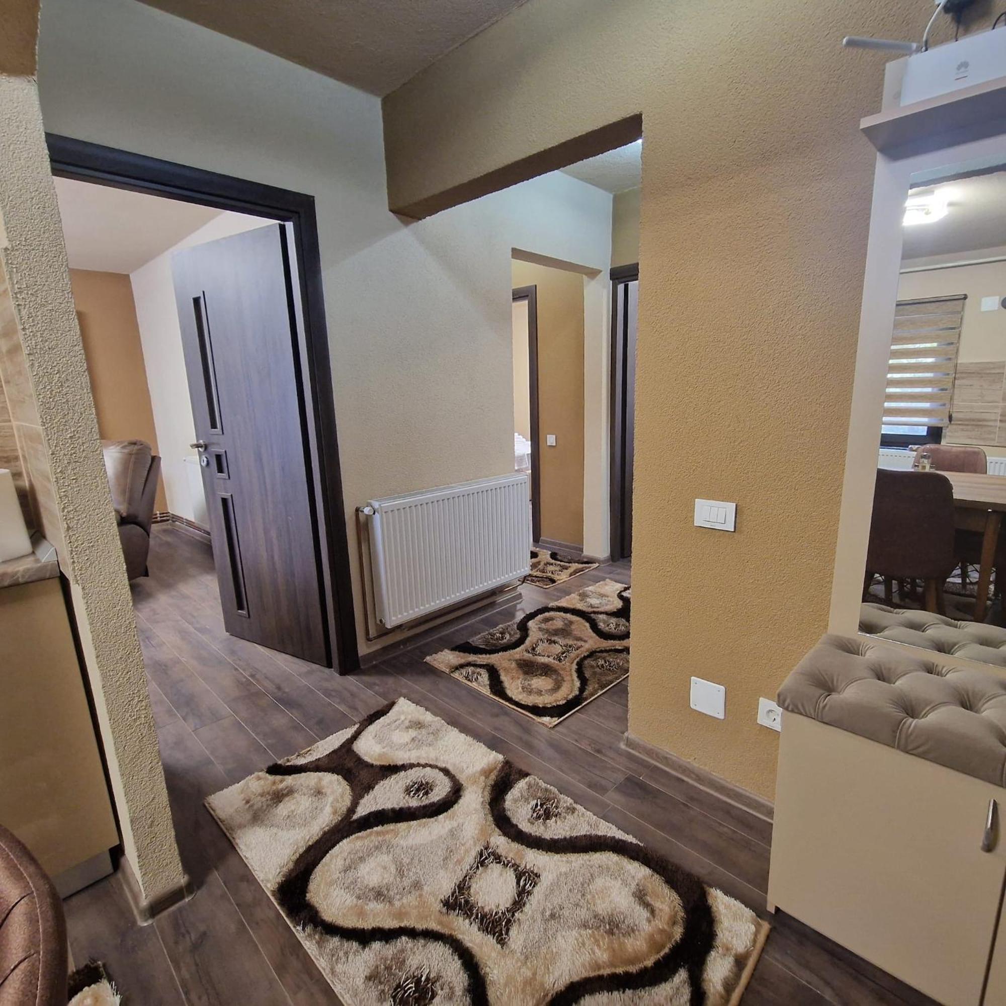 Apartament Iulius 3 Manastire Curtea de Argeş Exteriér fotografie